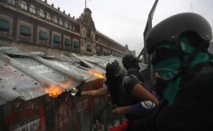 Foto: EPA-EFE / Meksiko sukobi 8 mart